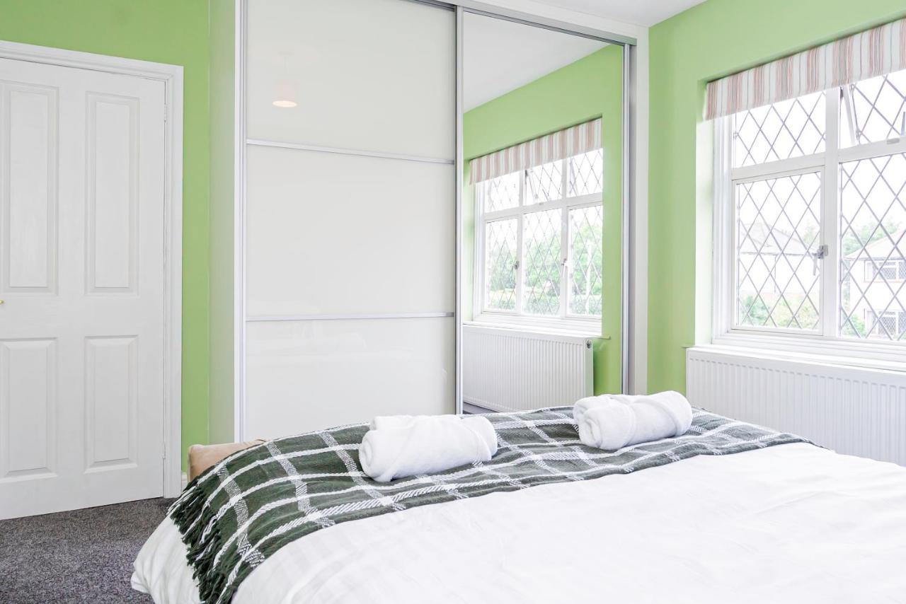 Stunning Place, Close To Windsor & Heathrow & Private Parking Burnham  Exteriér fotografie