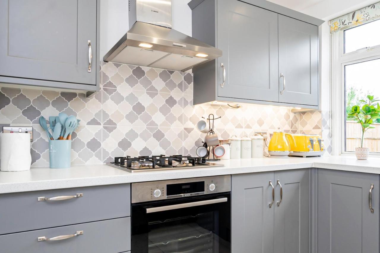 Stunning Place, Close To Windsor & Heathrow & Private Parking Burnham  Exteriér fotografie