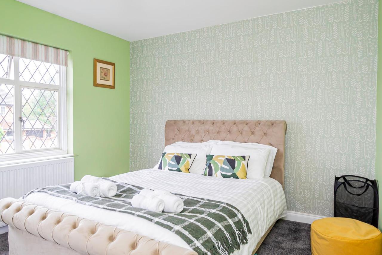 Stunning Place, Close To Windsor & Heathrow & Private Parking Burnham  Exteriér fotografie