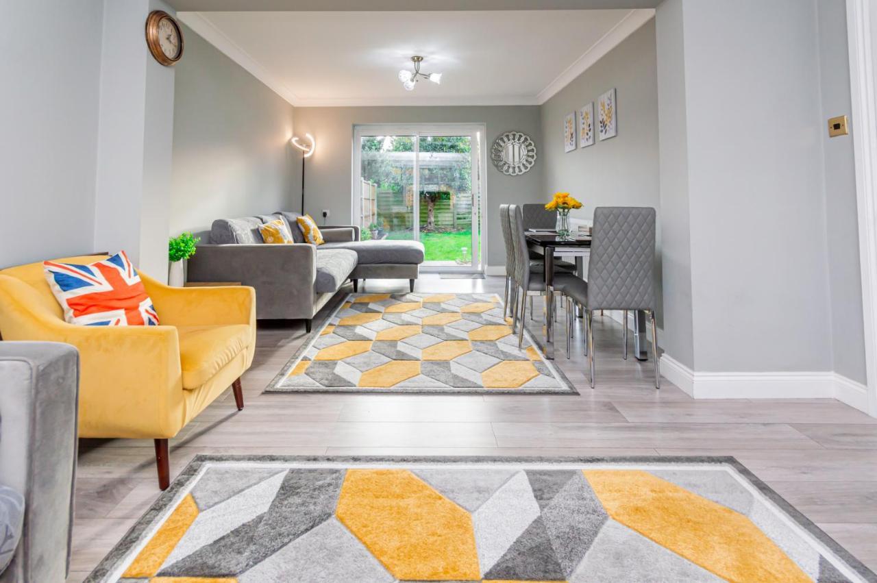 Stunning Place, Close To Windsor & Heathrow & Private Parking Burnham  Exteriér fotografie