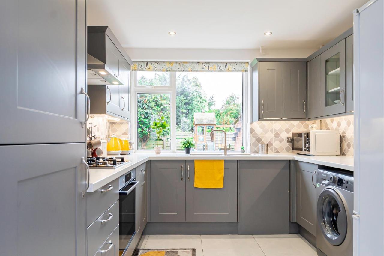 Stunning Place, Close To Windsor & Heathrow & Private Parking Burnham  Exteriér fotografie