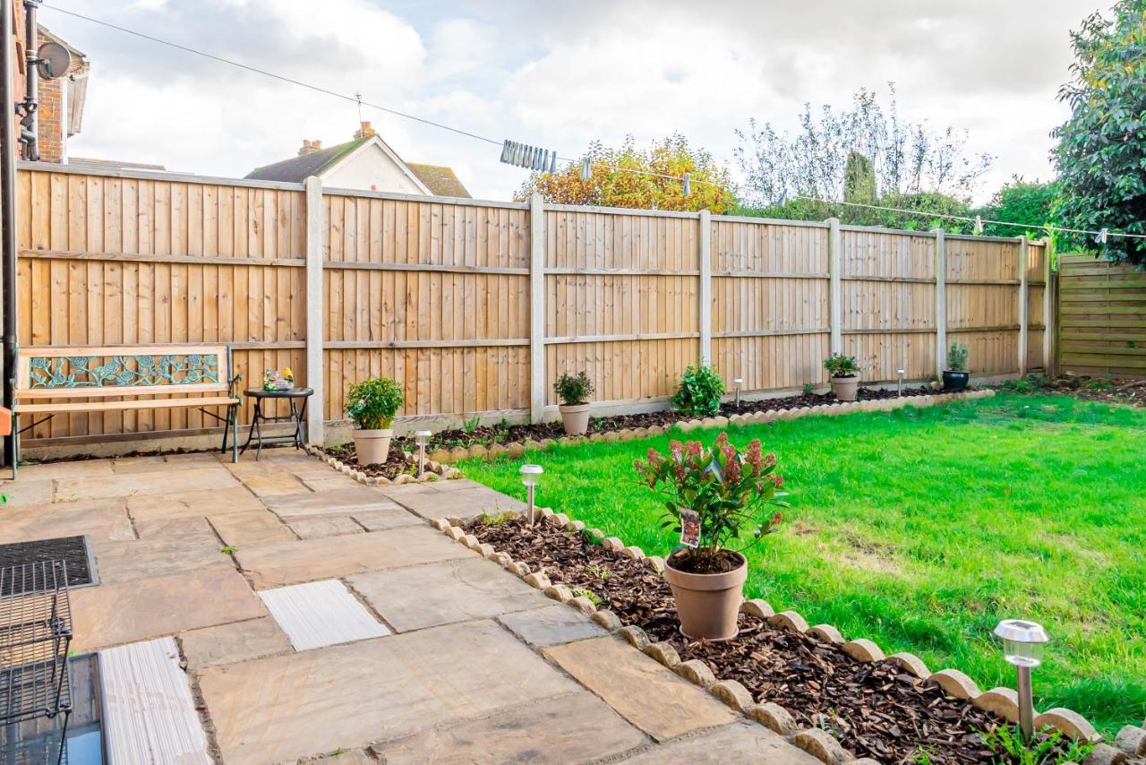 Stunning Place, Close To Windsor & Heathrow & Private Parking Burnham  Exteriér fotografie