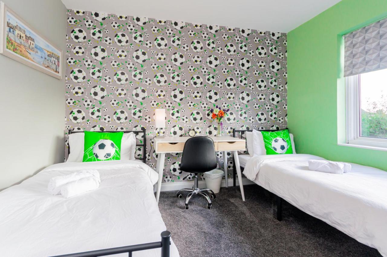 Stunning Place, Close To Windsor & Heathrow & Private Parking Burnham  Exteriér fotografie