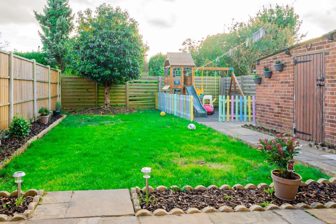 Stunning Place, Close To Windsor & Heathrow & Private Parking Burnham  Exteriér fotografie