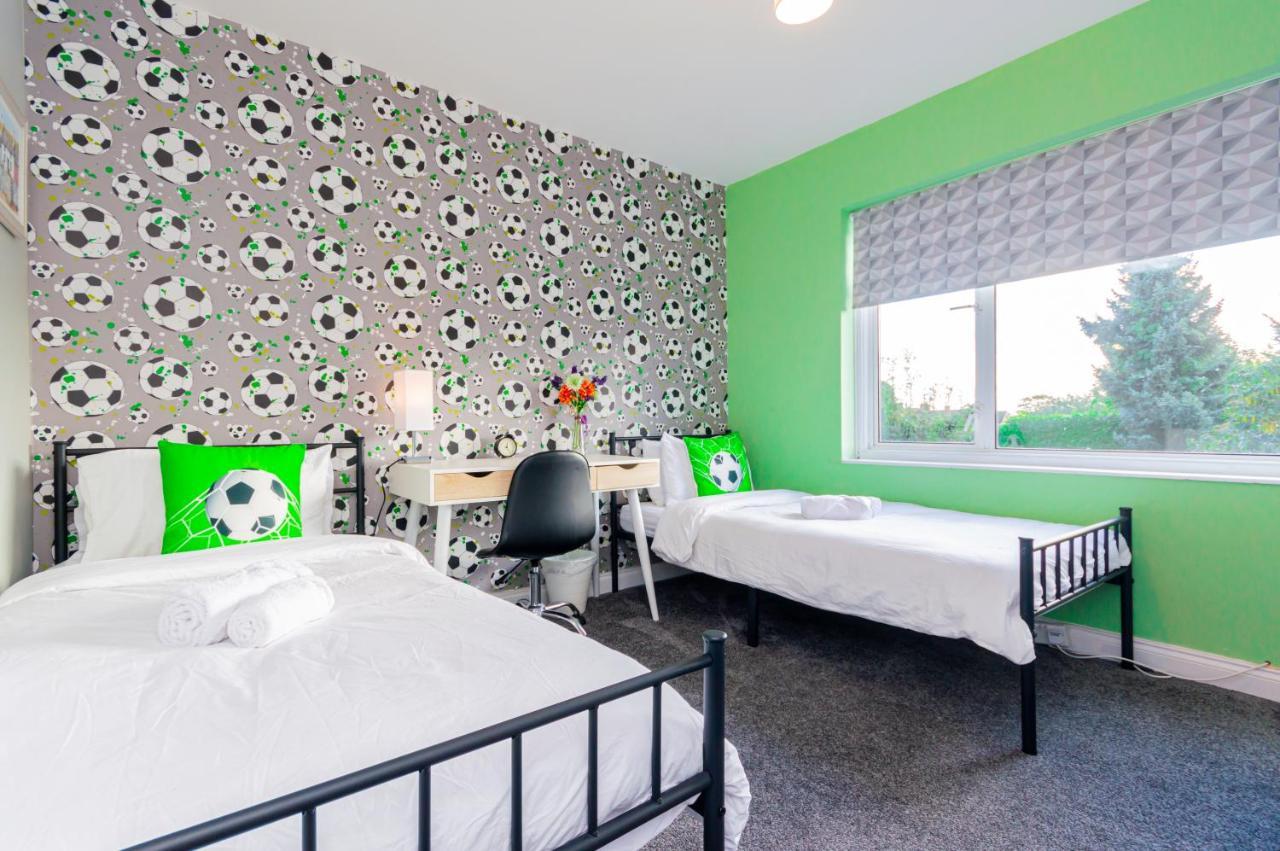 Stunning Place, Close To Windsor & Heathrow & Private Parking Burnham  Exteriér fotografie